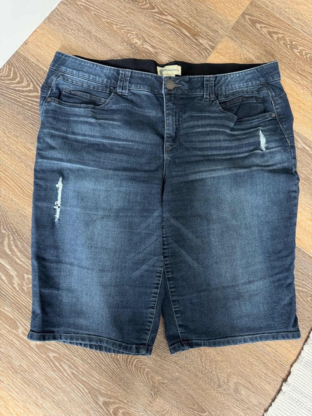 Democracy 22W Dark Wash Distressed Denim Bermuda Shorts with great stretch!